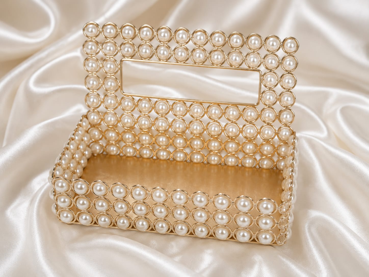 Pearl Luxe  tissue Box