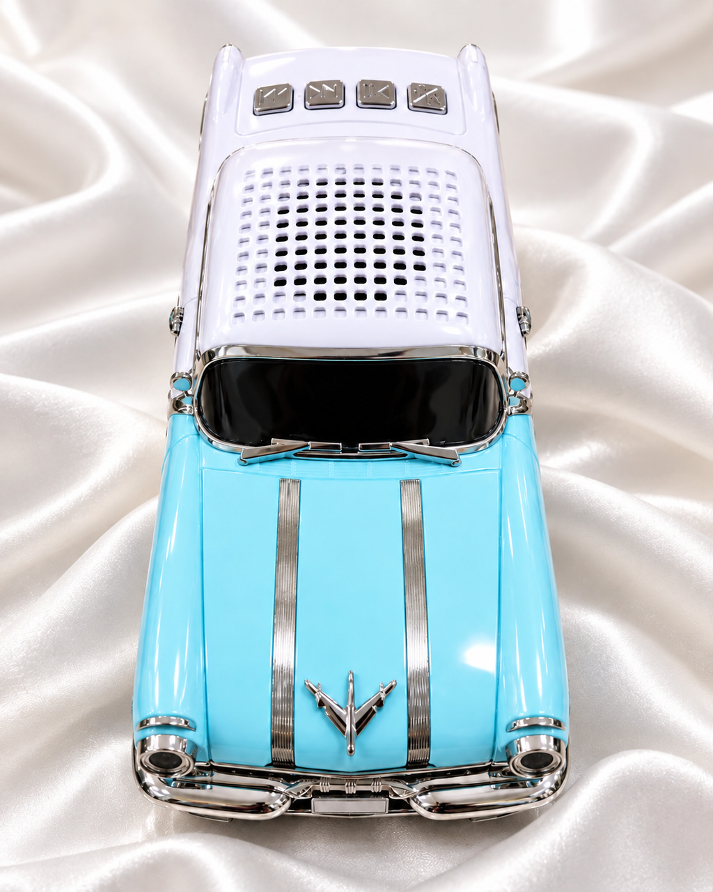 Blue & White Vintage Car Bluetooth Speaker | Metal Showpiece